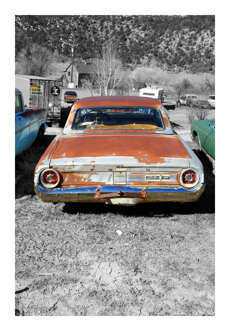 junkyard cars