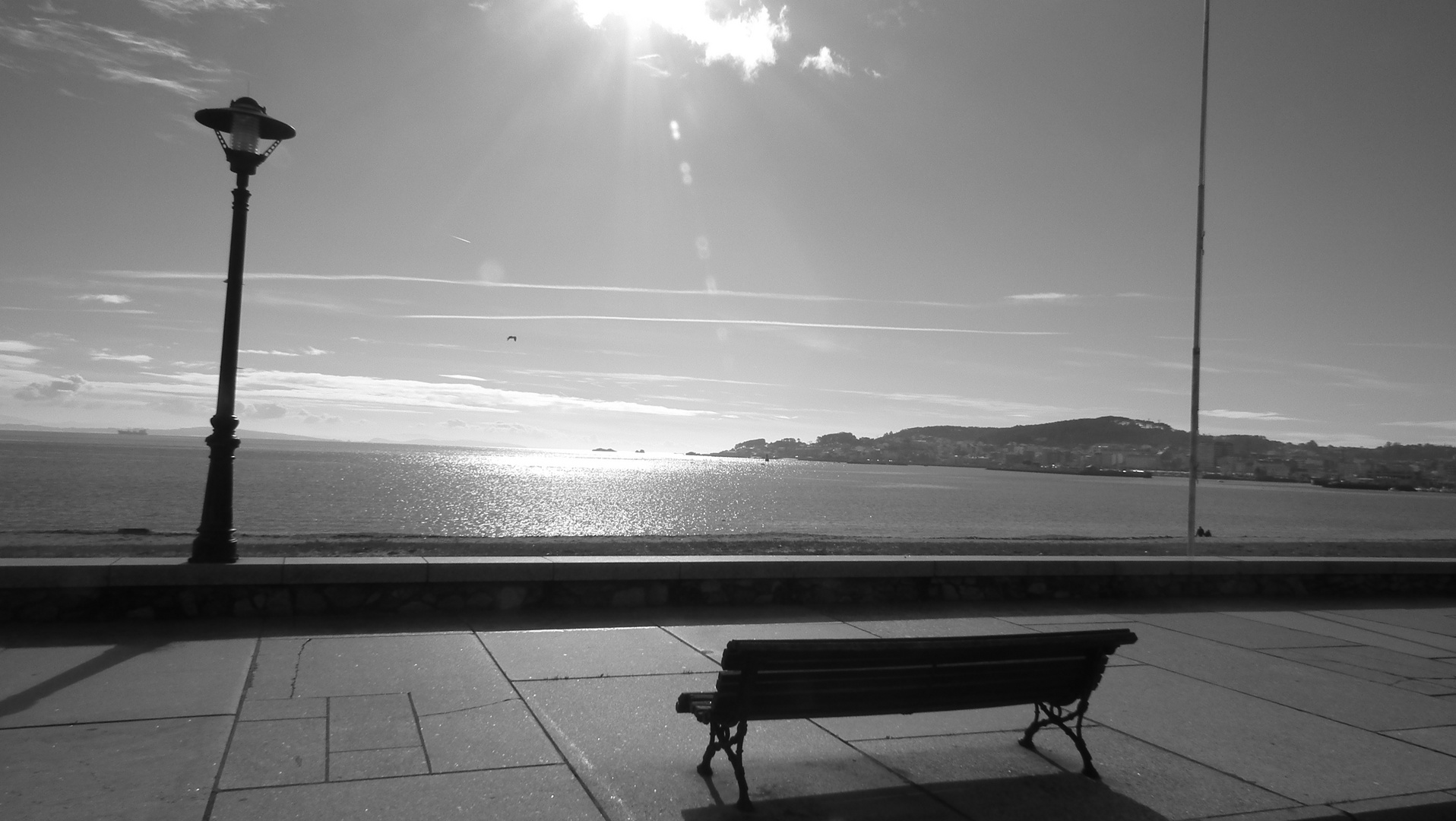 Junto a la playa en otoño