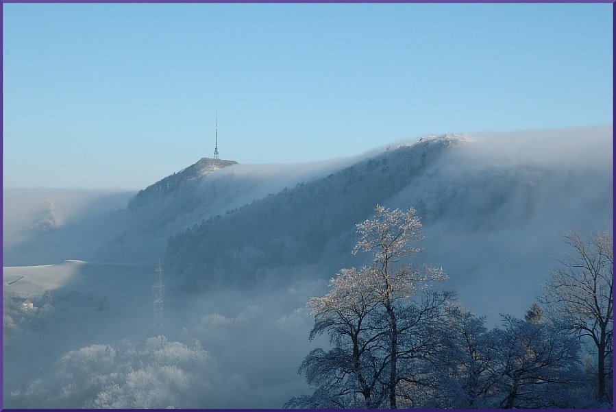 Jurahöhen im Nebel