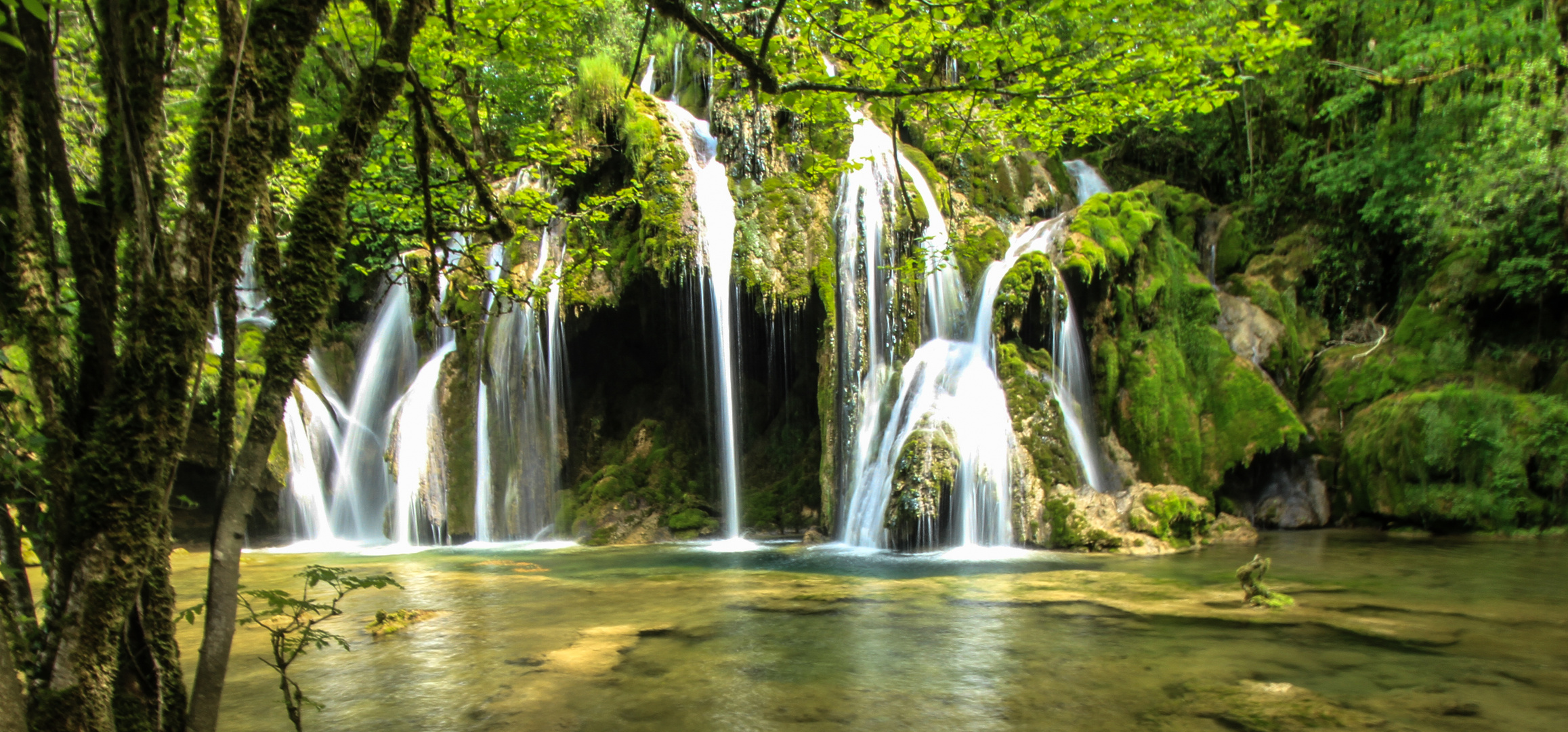 Jurassisches Wasserspiel