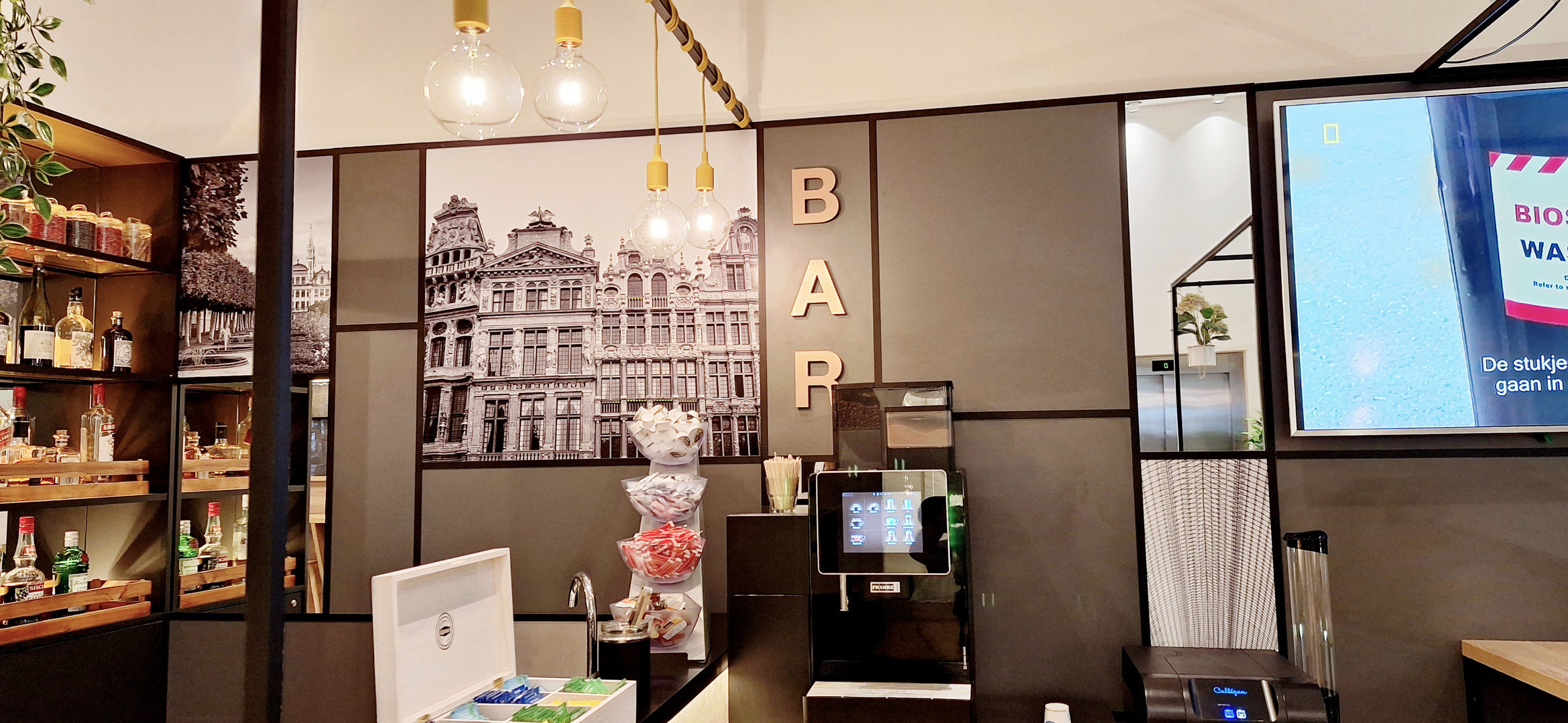 Just a picture taken in Brussels, B&B Hotels, the expresso machine