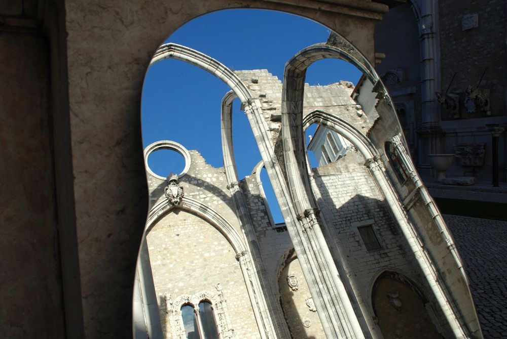 Just a piece of sky - Convento do Carmo