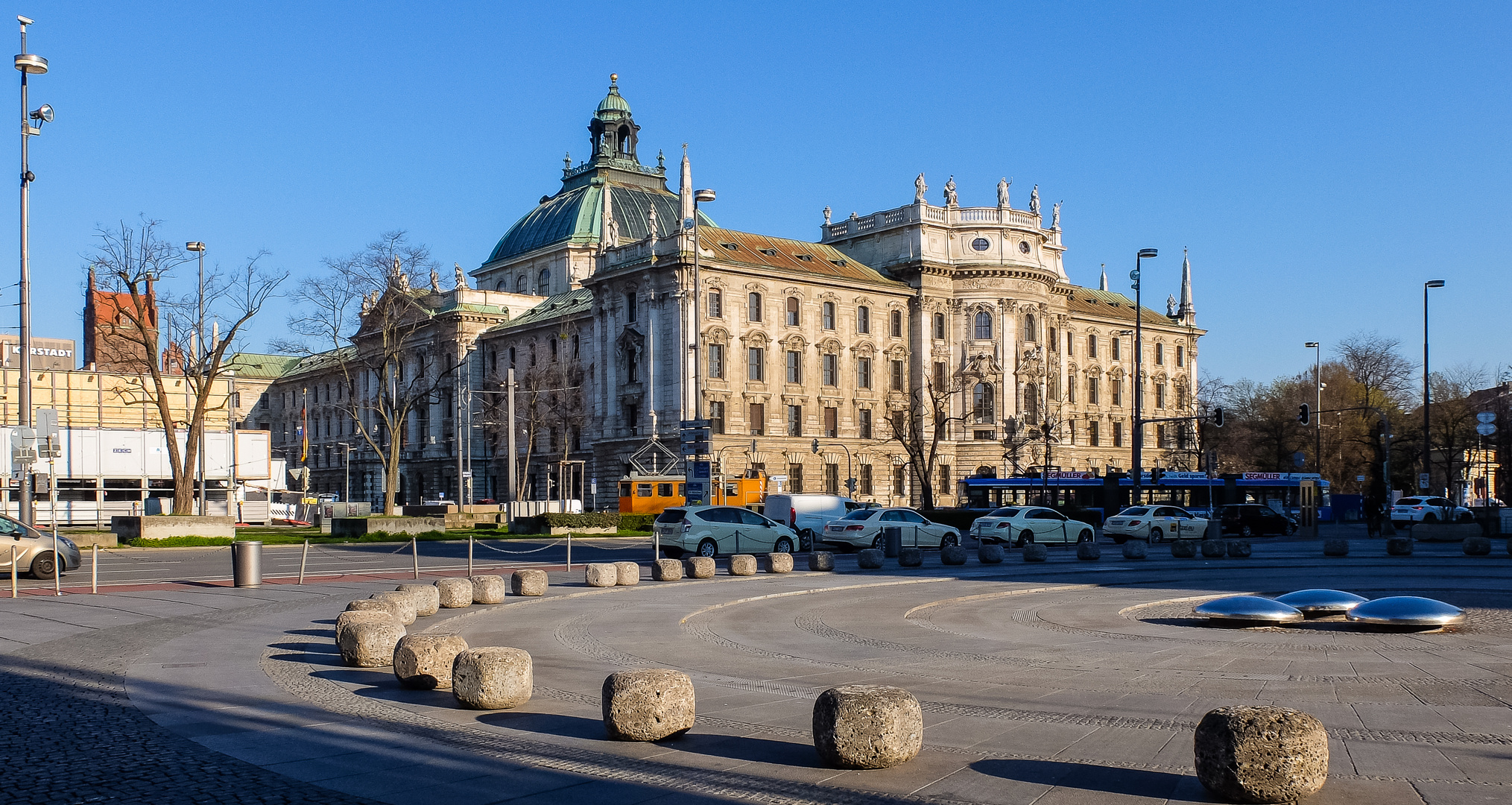 Justizpalast