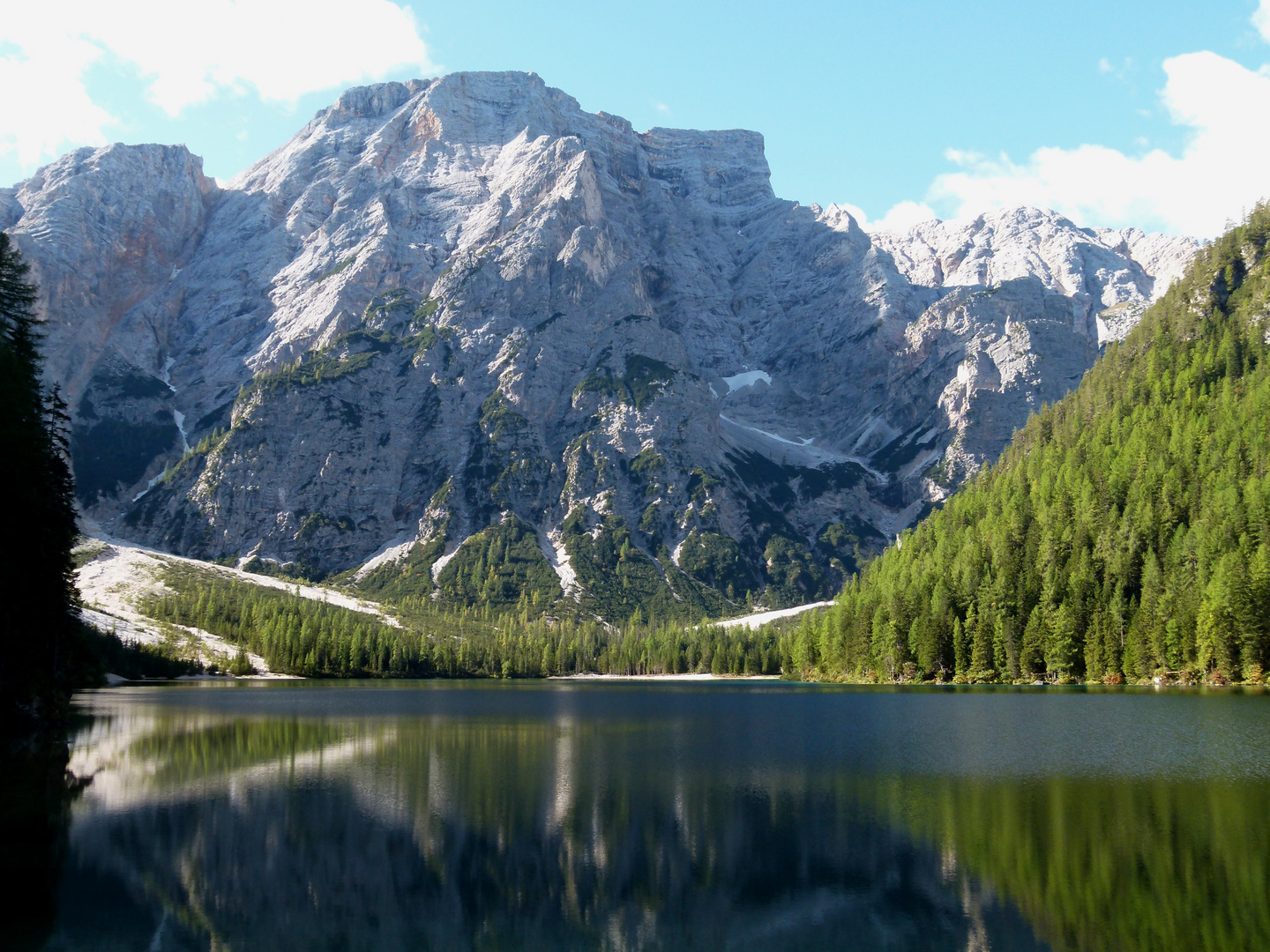 Juwel in den Dolomiten Pragser Wildsee