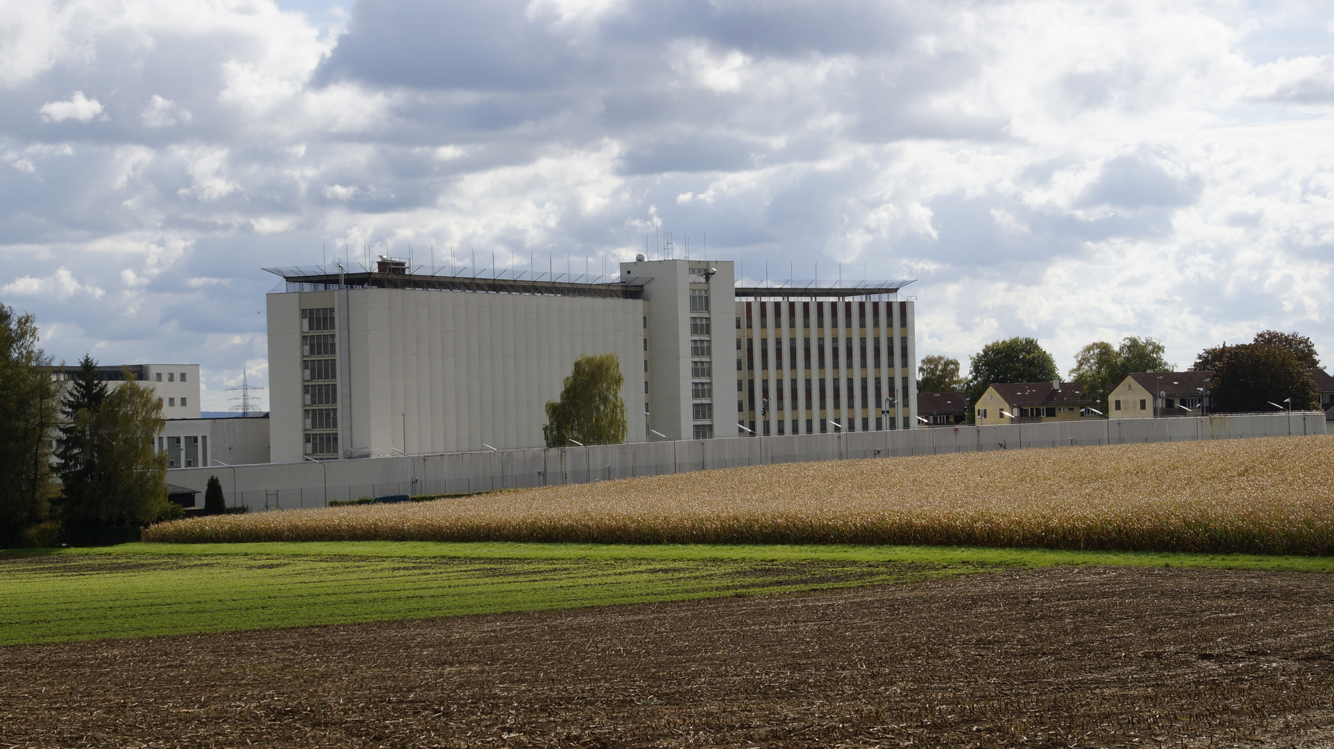 JVA Stuttgart Stammheim, Hochsicherheitstrakt