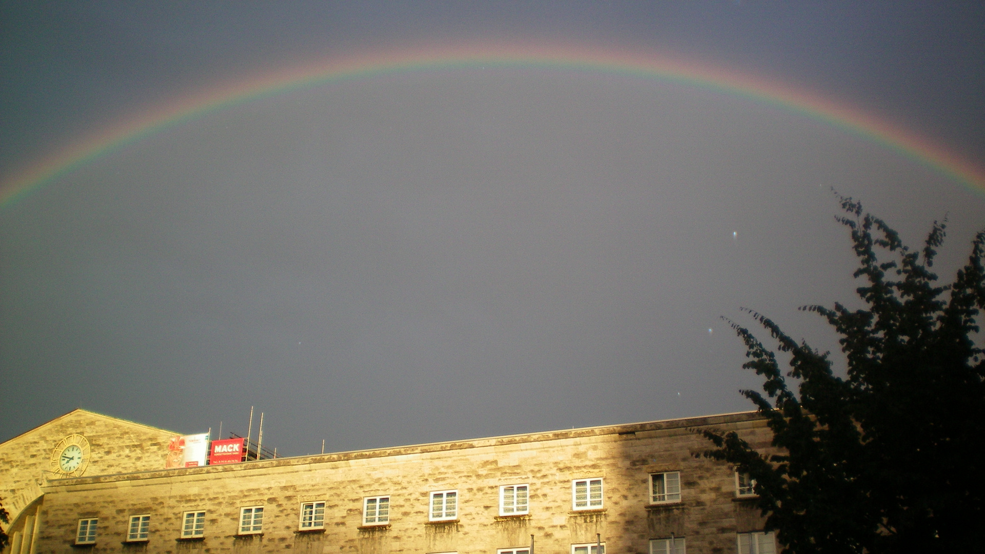 K 21 Unterm Regenbogen