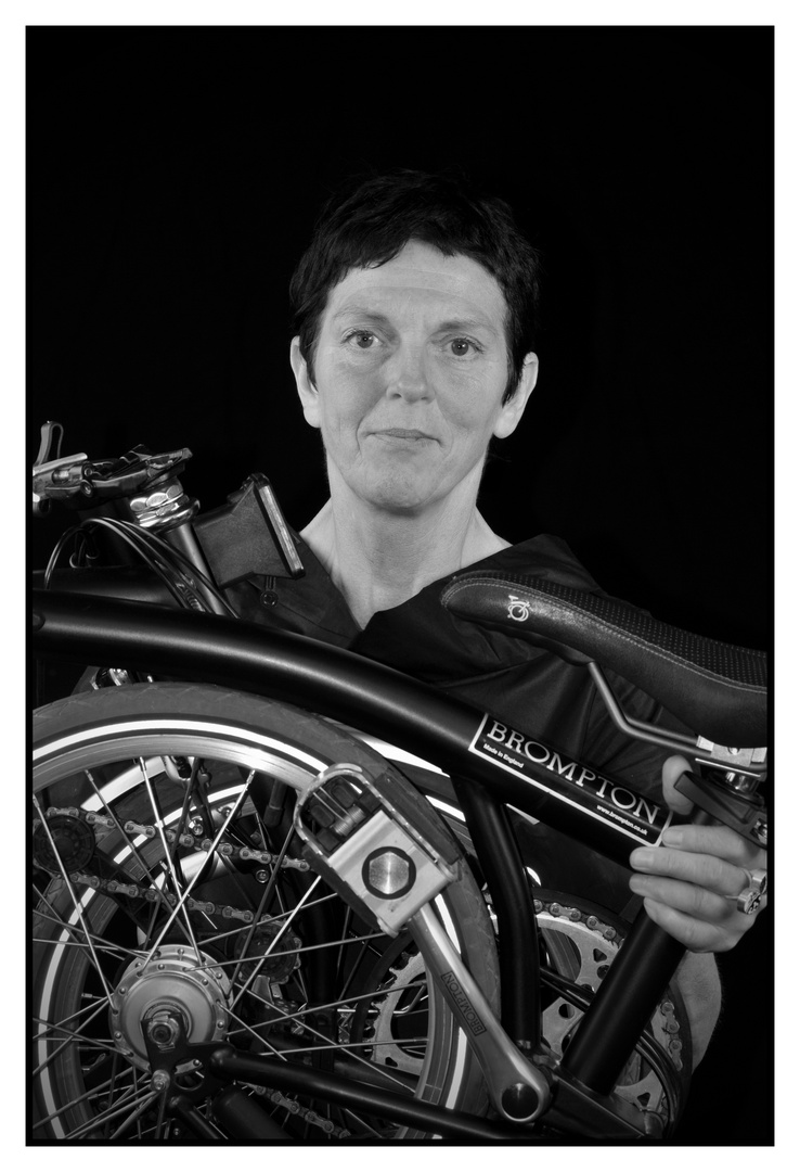 "K. and her Brompton"