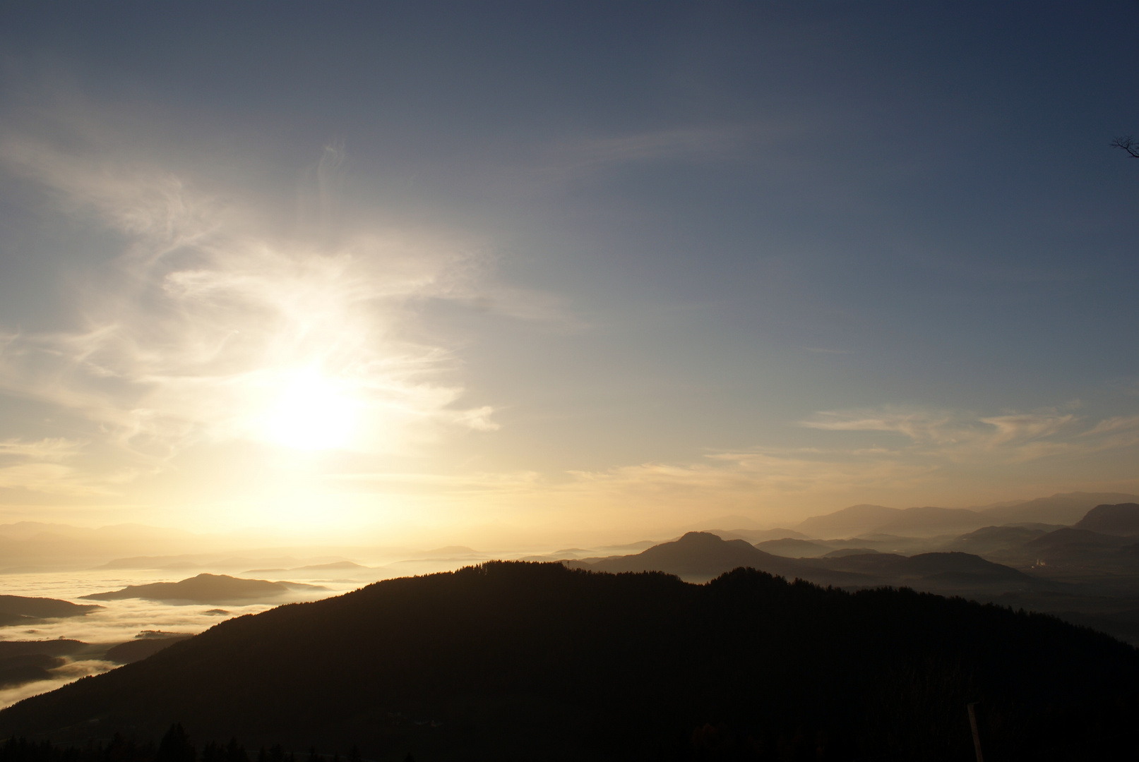 K wie Klagenfurt im Nebel