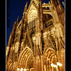 k08 - Der Kölner-Dom bei Nacht