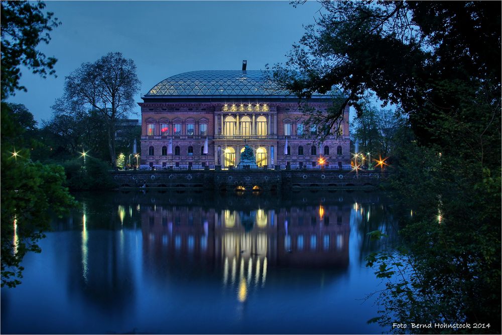 K21 bzw. Ständehaus Düsseldorf ...