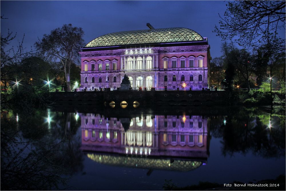 K21 bzw. Ständehaus zu Düsseldorf ...