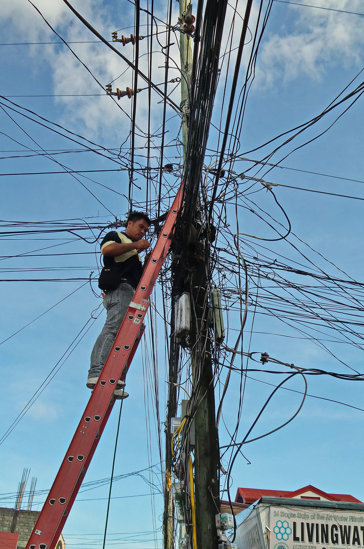 " Kabelgewirr " , Kalibo - Aklan - Panay 2014