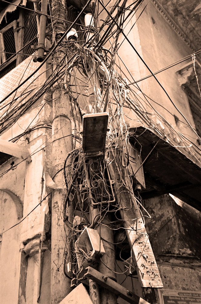 Kabelsalat in Varanasi