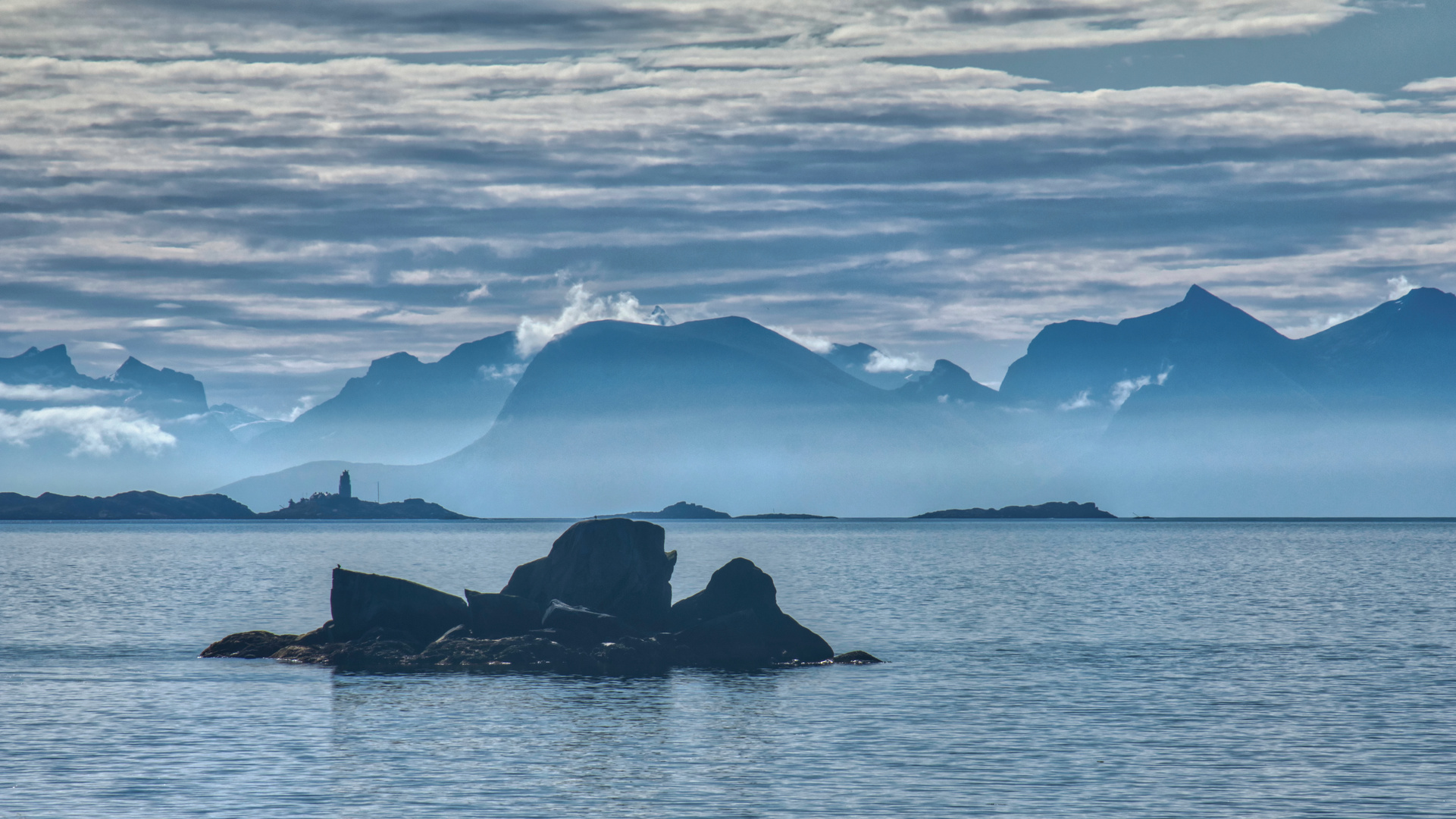 Kabelvåg - Juli 2019 - 09:02