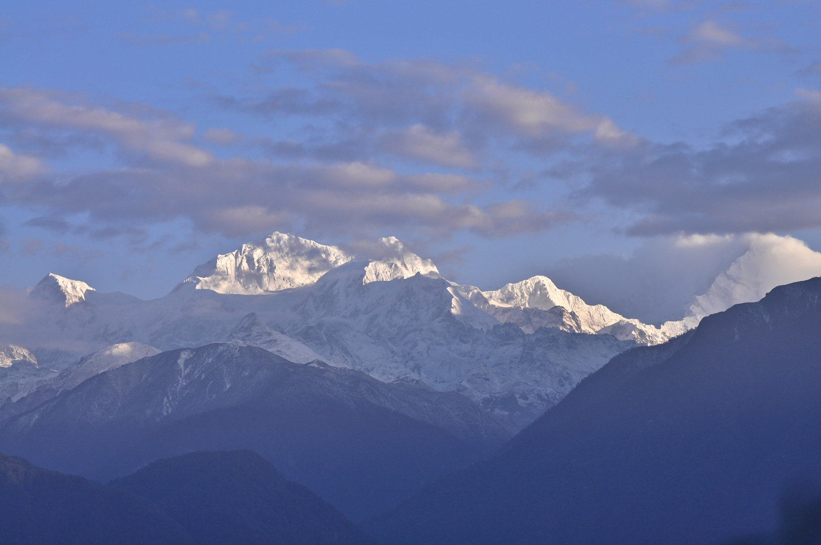 Kabru und Kanchenjunga im Morgenlicht