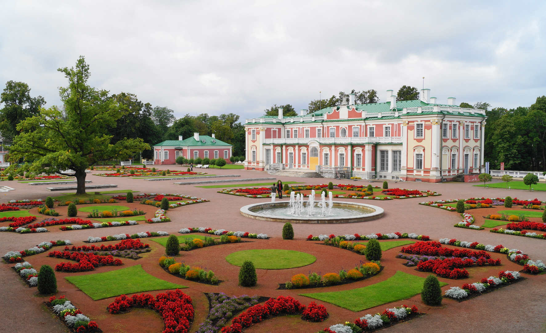 Kadriorg Palace