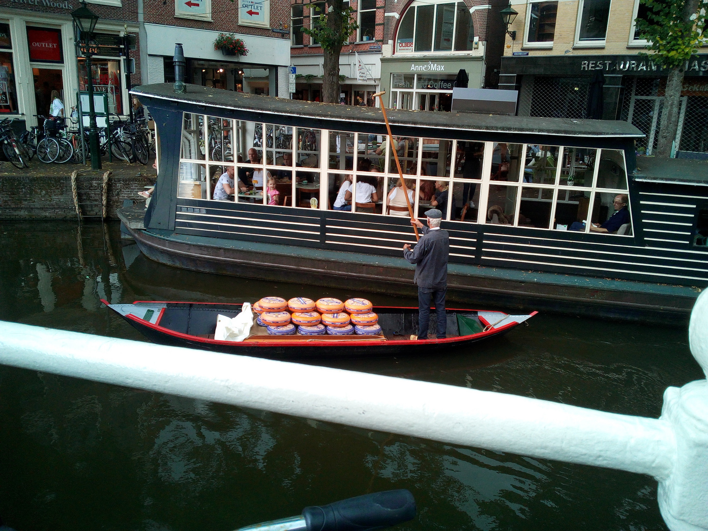 Käseleib Transport in Alkmaar