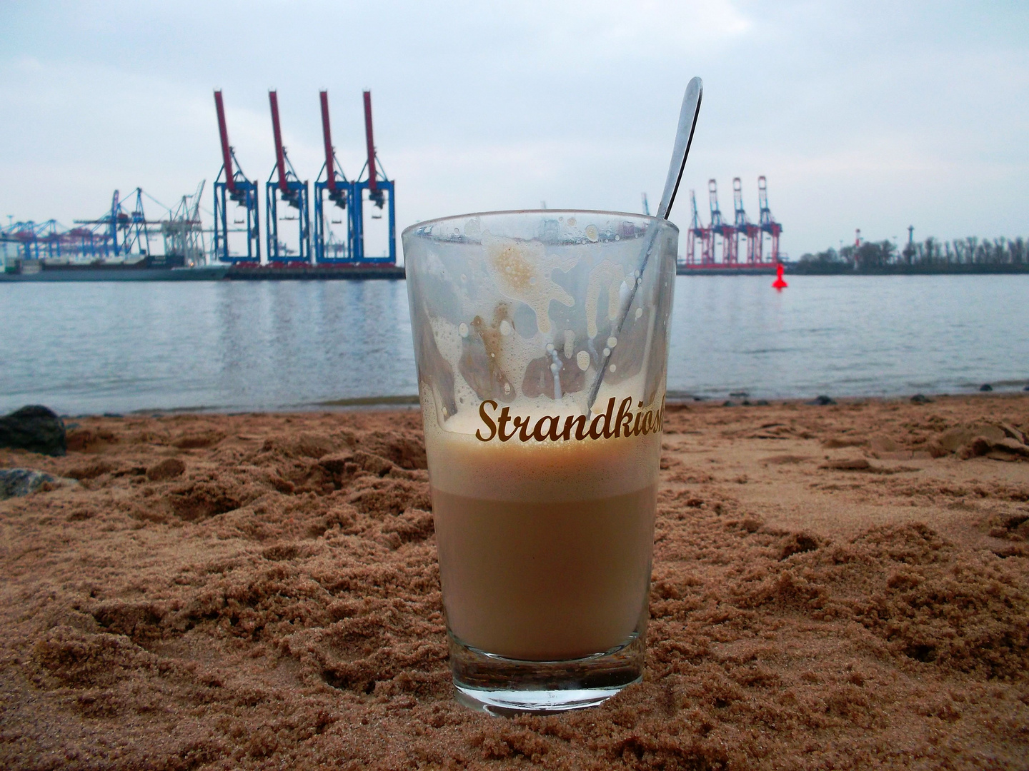 Kaffee am Elbstrand