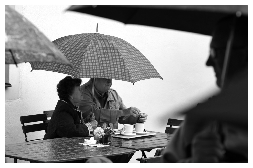 Kaffee im Regen