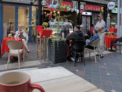 Kaffeepause in der Stadt  /  pausa caffè in città