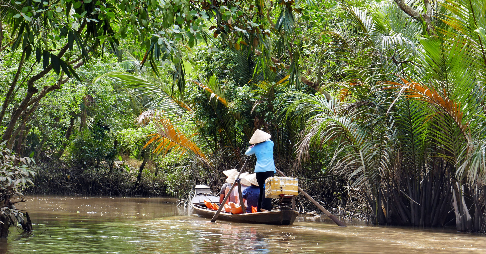 ...Kahnfahrt auf dem Mekong...