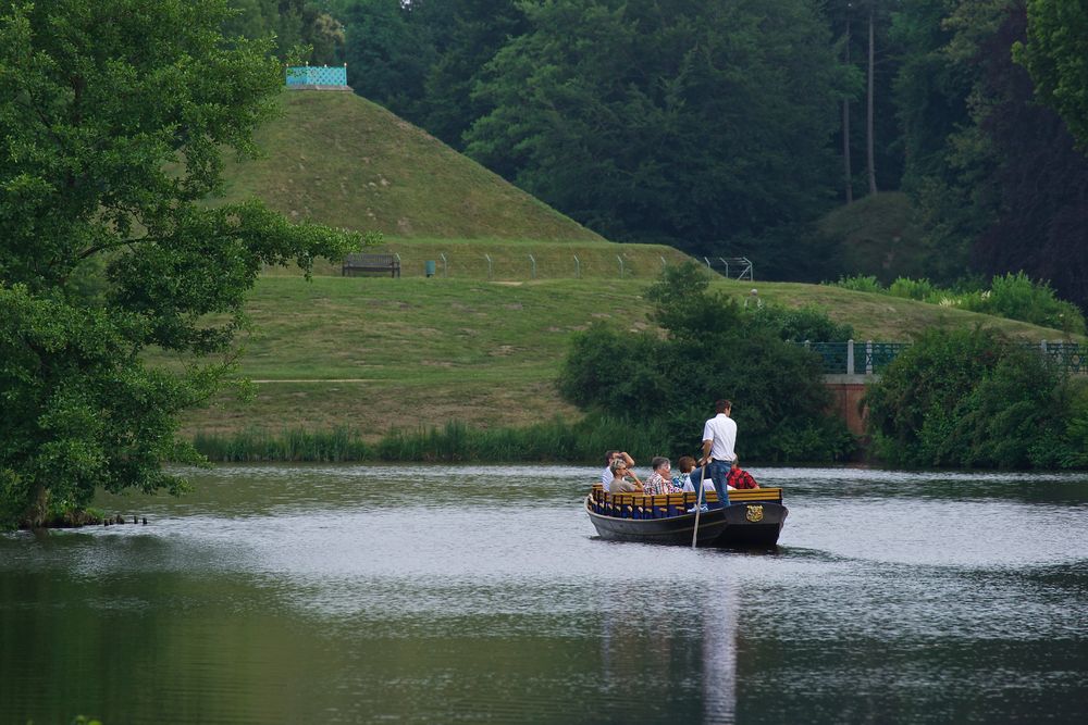 Kahnfahrten im Branitzer Park..