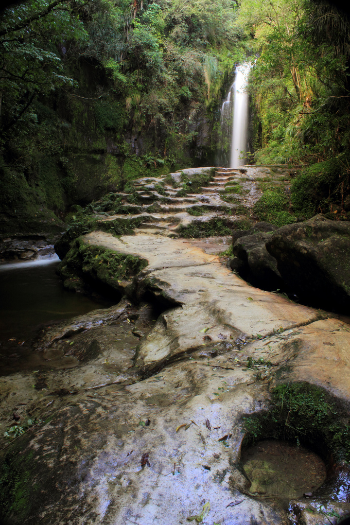 Kaiate Falls