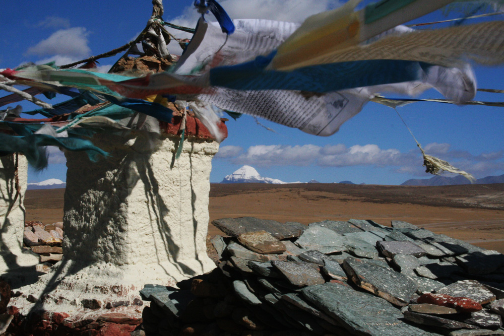 Kailash - Tibet by small family 