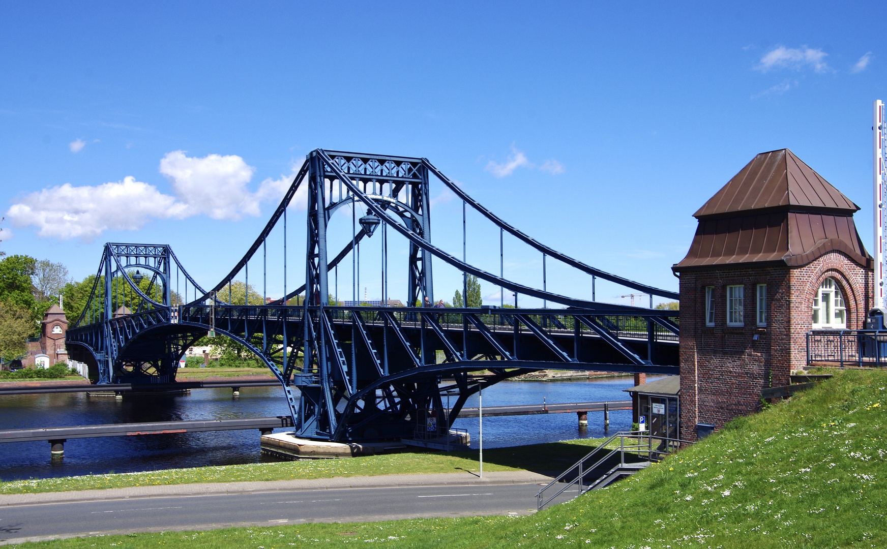 KAISER-WILHELM-BRÜCKE