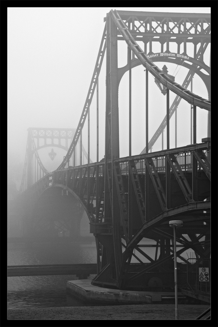 Kaiser-Wilhelm-Brücke