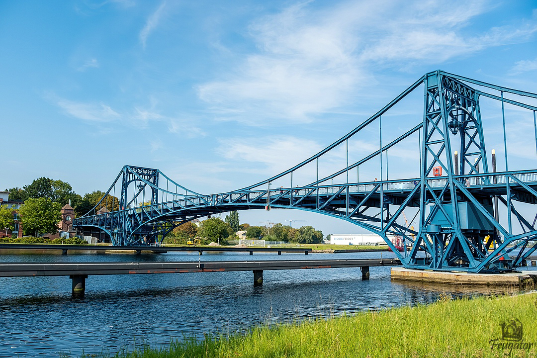 "Kaiser-Wilhelm-Brücke"...