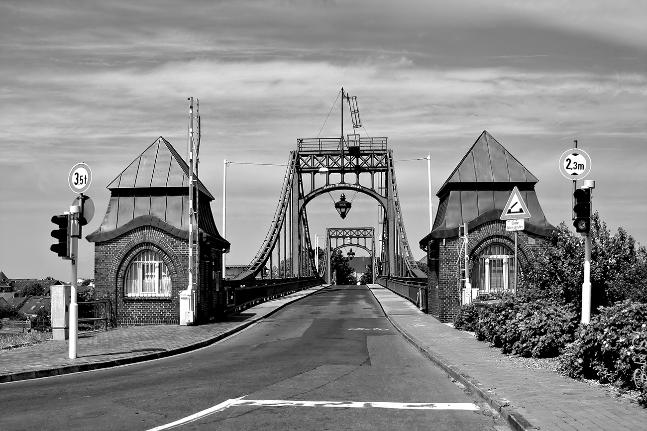 Kaiser-Wilhelm-Brücke 