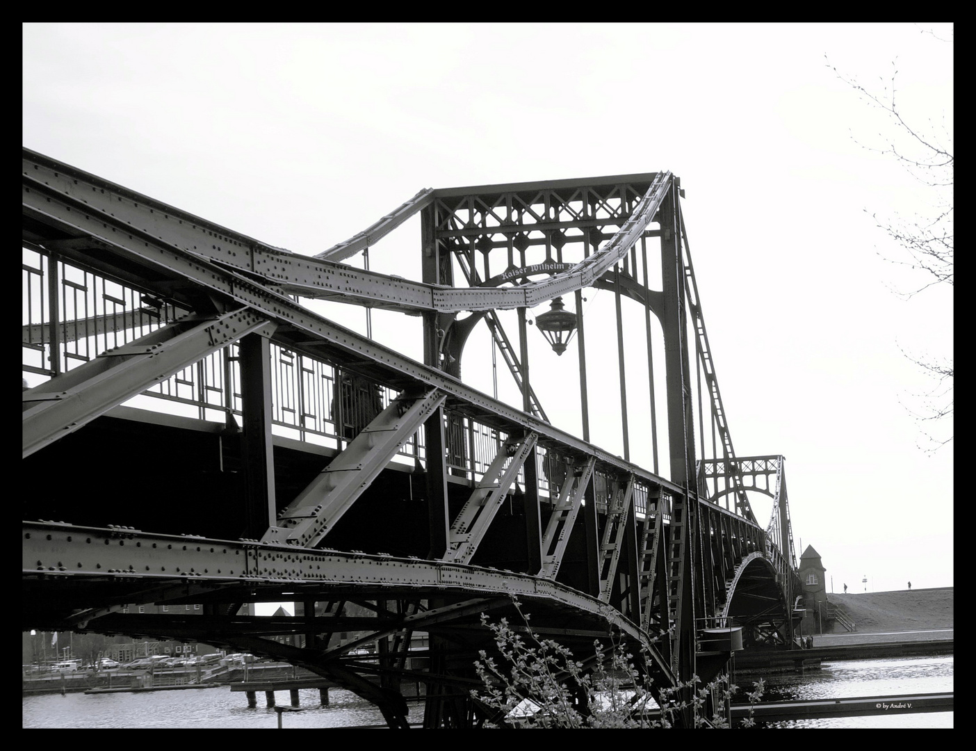 Kaiser Wilhelm- Brücke in Wilhelmshaven