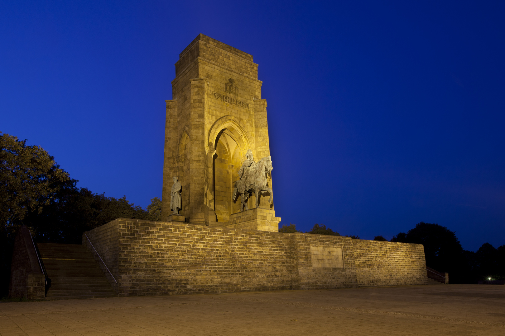 Kaiser Wilhelm Denkmal – Drei Ansichten – Moltke