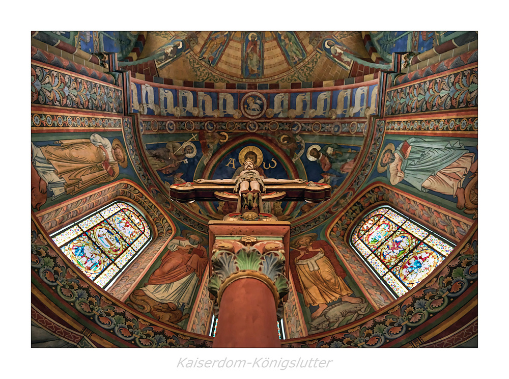 Kaiserdom Königslutter-St. Petrus und Paulus " Blick zum Kreuz-Jesu, aus meiner Sicht..."