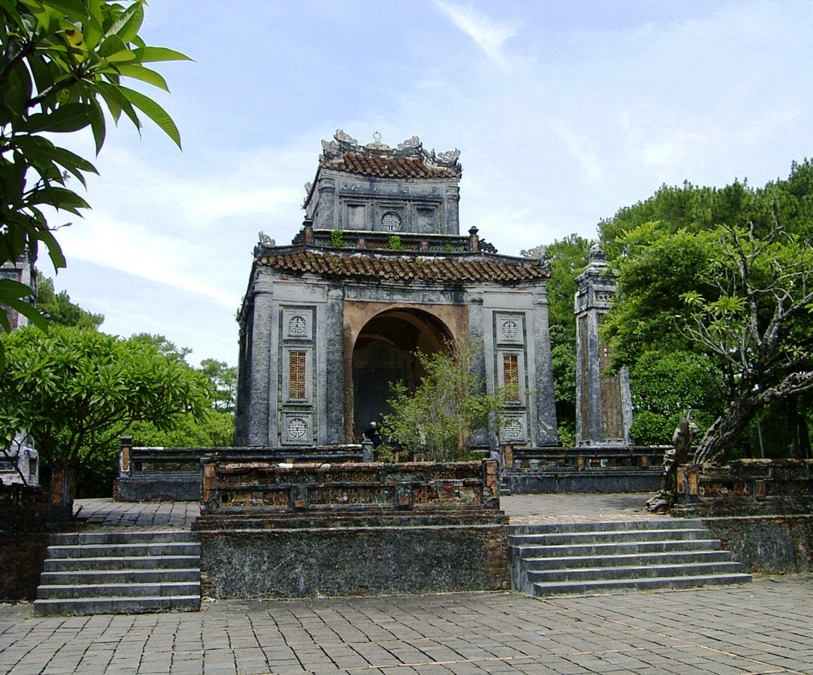 Kaisergräber in Hue