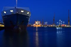 Kaiserhafen am Abend