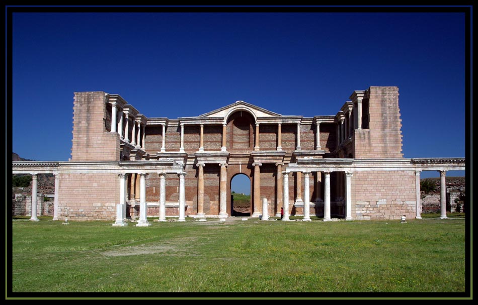 Kaiserhalle des Gymnasion von Sardes, Türkei