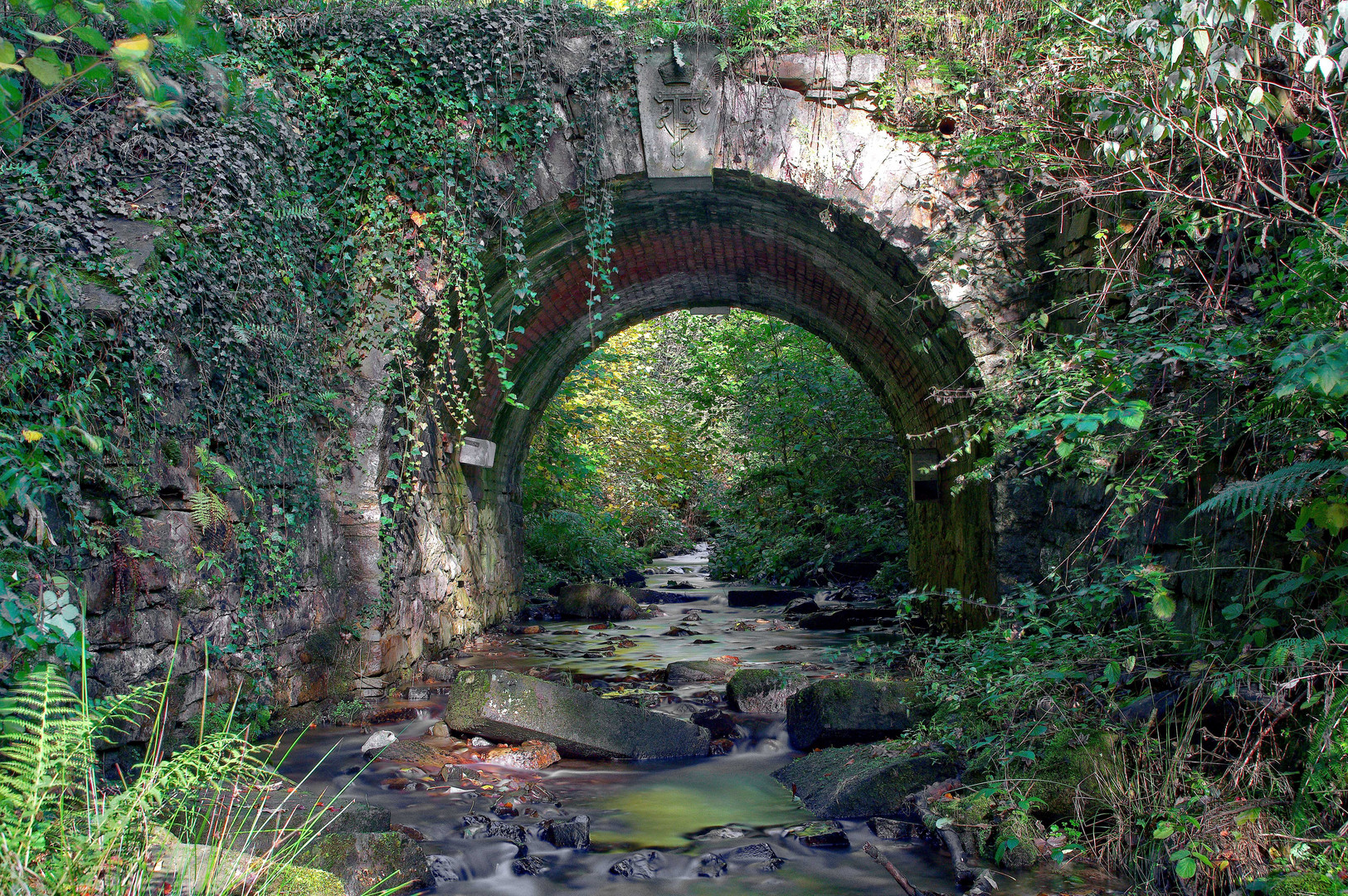 Kaiserin Friedrich Brücke