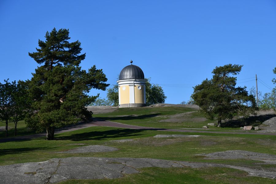 Kaivopuisto, observatory