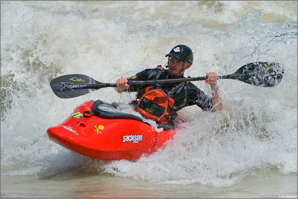 KajakFreestyle im Hochwasser der Isar Foto & Bild sport, segel surf
