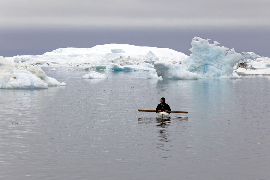 Kajak im Eismeer der Disko Bucht