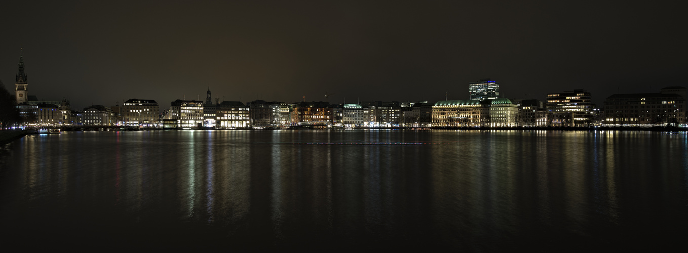 Kajaken und ihre Binnenalster