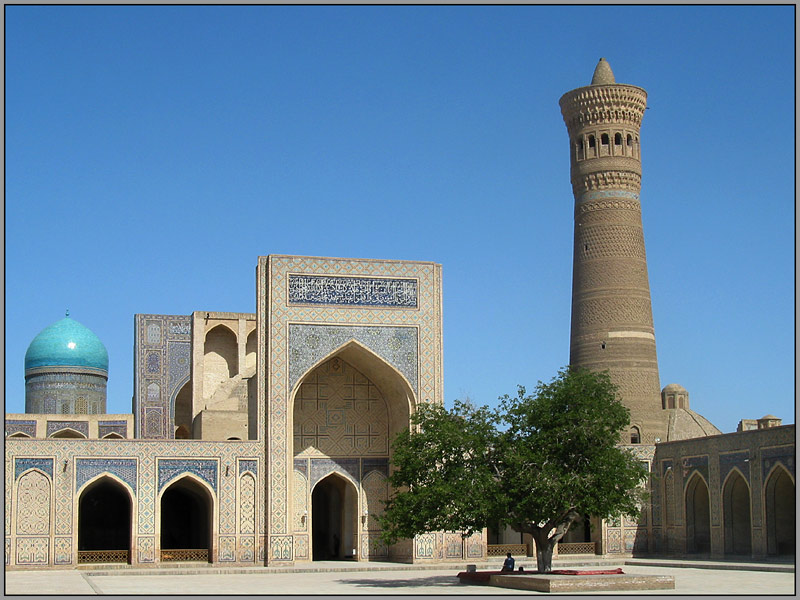 Kalan Moschee und Minarett in Buchara