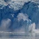 kalbender eqisermia-gletscher