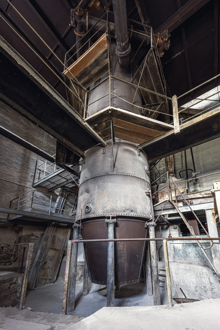 KALKBRENNOFEN IN DER ZUCKERFABRIK OLDISLEBEN