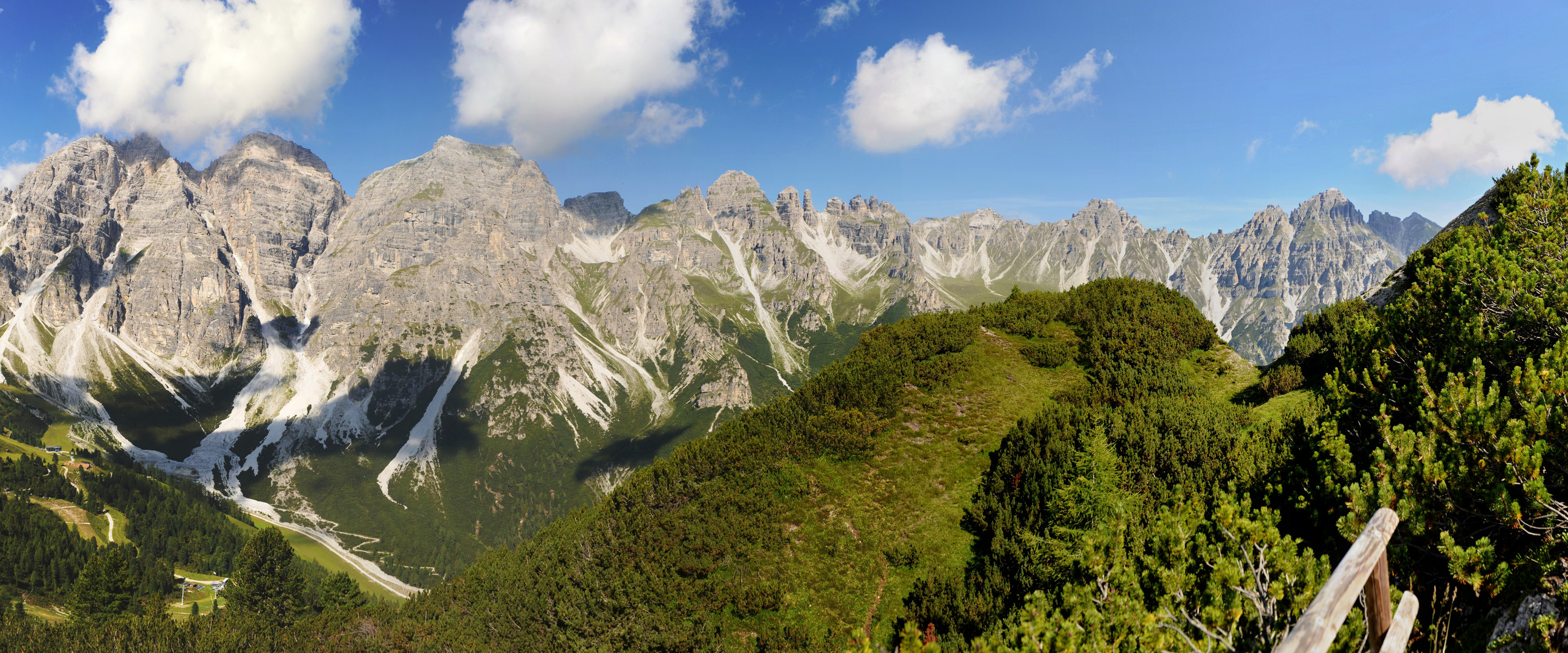 Kalkkögel vom Aufstieg zur Aussichtsplattform auf den Krinnenköpfen