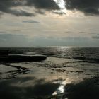 Kalksteinplatten am Meer, Strand bei Byxelkrok, Öland, Schweden