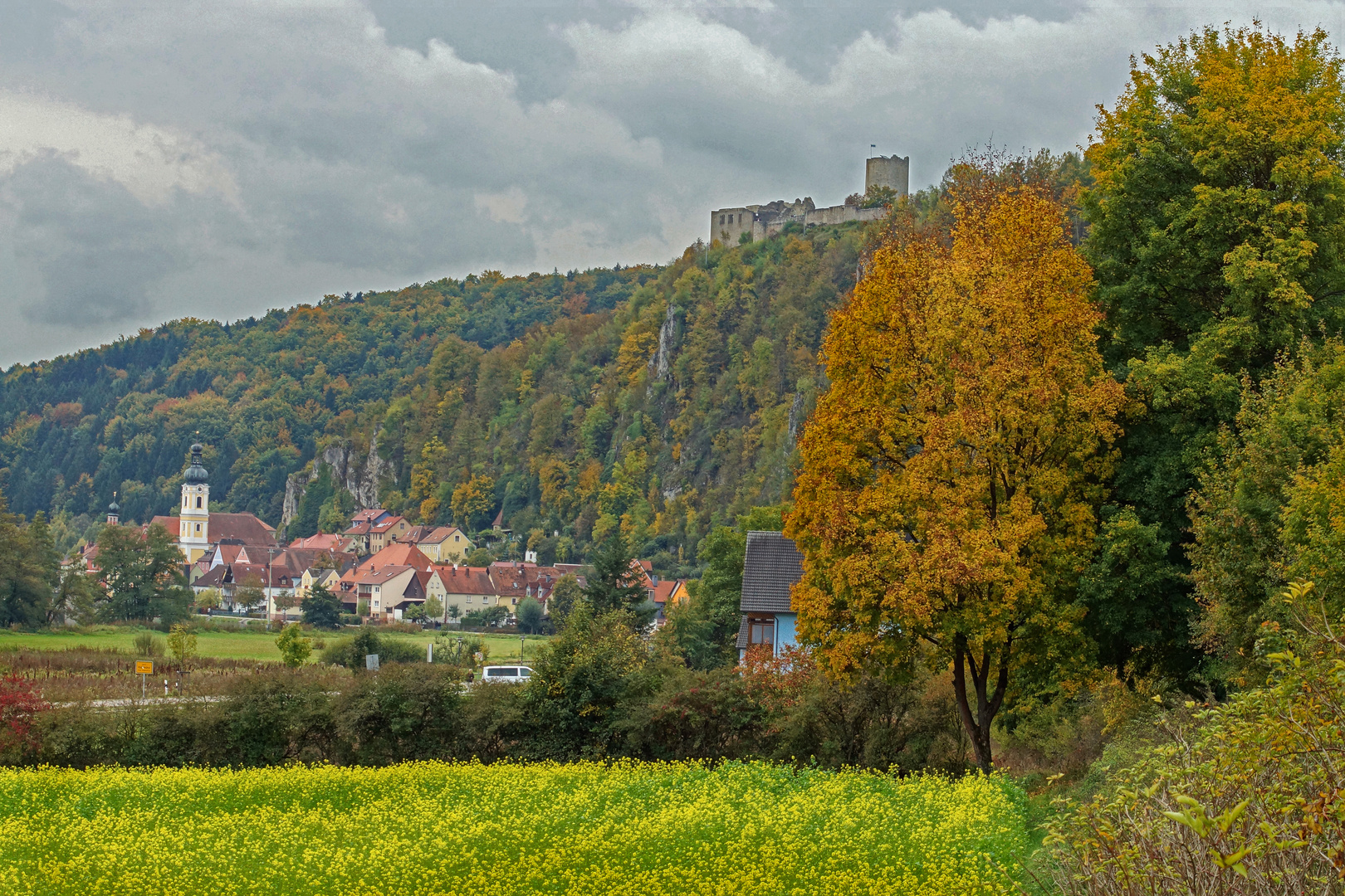 Kallmünz im Herbst