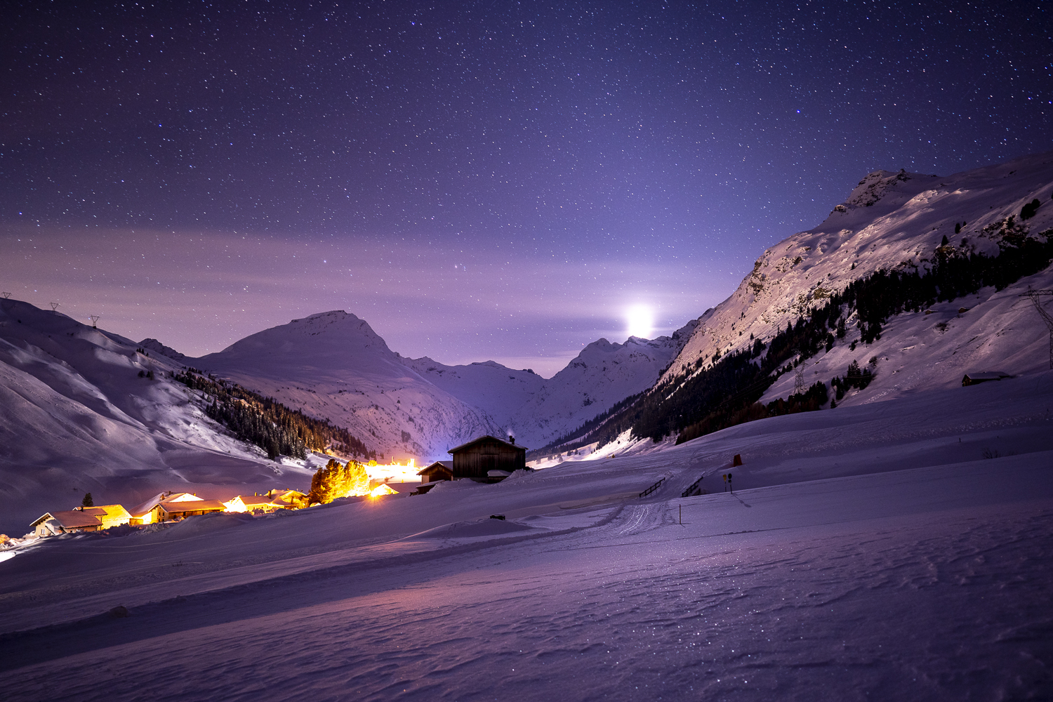 Kalte Bergnacht mit Vollmond